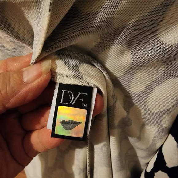 DVF New Julian Two Silk Jersey Knit True Wrap Midi Dress Tag Size 2 Like New! - Picture 7 of 9